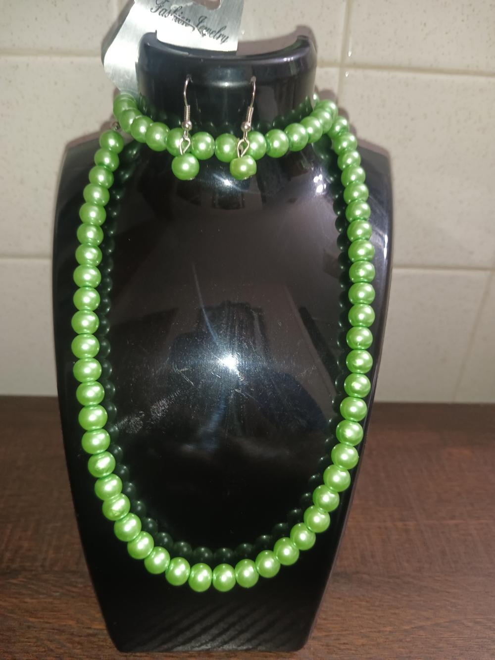 Fashion Jewelry Green Pearl Bead Necklace with Matching Bracelet And Earrings